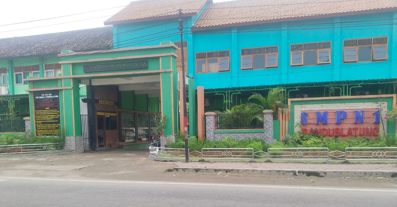 SMPN 1 Randublatung