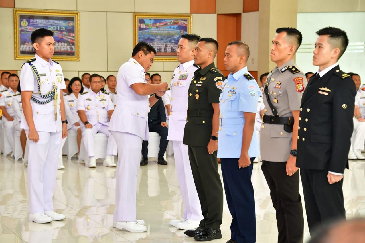 TNI AL