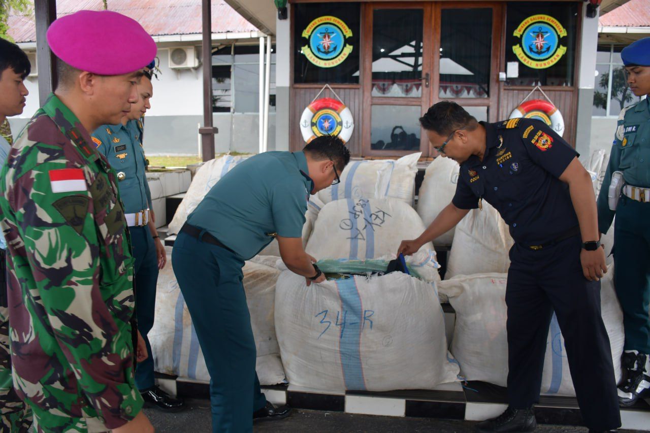 TNI AL