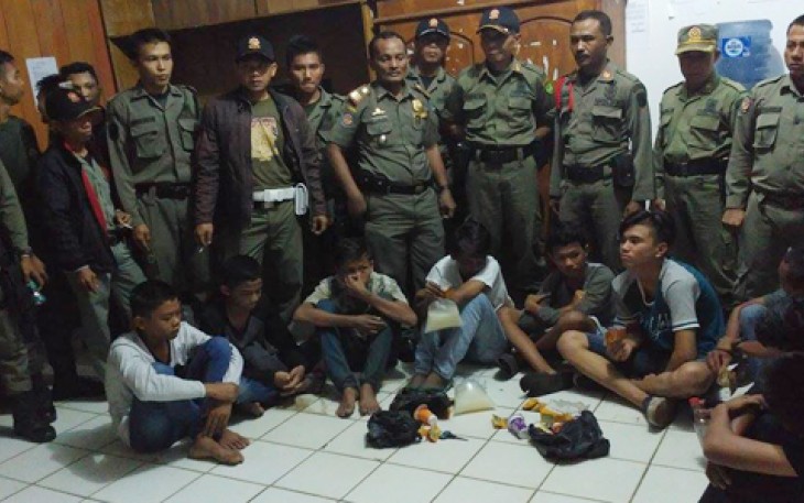 Puluhan Pelajar Saat Diamankan Satpol PP