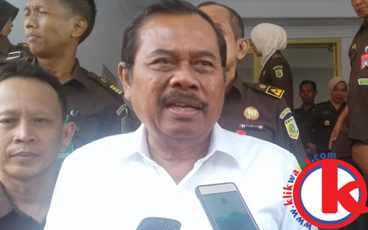 Jaksa Agung HM Prasetyo saat mengunjungi Kejati Bengkulu, Kamis (18/05)