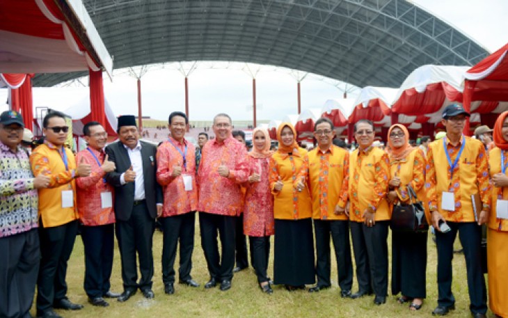Gubernur Bengkulu Ridwan Mukti menghadiri Pekan Nasional Petani-Nelayan (Penas KTNA) XV 2017, yang berlangsung di Stadion Harapan Bangsa, Lhong Raya, Banda Aceh.