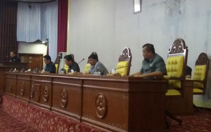 Rapat paripurna DPRD Provinsi Bengkulu, Senin (17/7/2017)