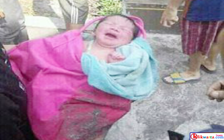 Bayi laki-laki saat ditemukan warga didalam tas ransel