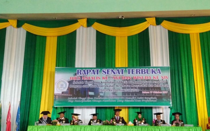 Dies Natalis ke-XVI dan Wisuda ke XIV Sekolah Tinggi Ilmu Kesehatan (STIKES) Tri Mandiri Sakti Bengkulu.