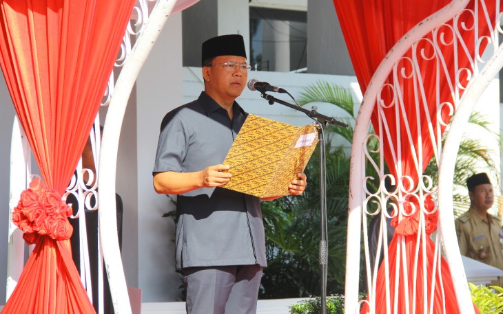 Plt Gubernur Bengkulu Rohidin Mersyah Saat Membacakan Amanat Presiden Republik Indonesia Pada Upacara Peringatan Hari Bela Negara Tahun 2017