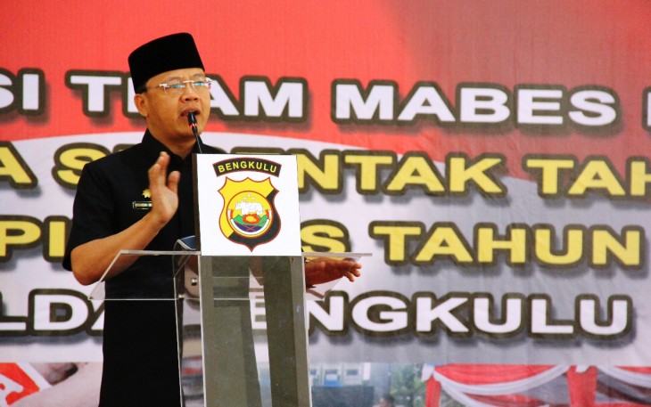 Plt Gubernur Bengkulu Rohidin Mersyah saat sambutan dalam acara Asistensi dan Supervisi Team Mabes Polri di Aula Adem Polda Bengkulu.