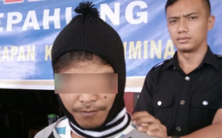 RD (31), terduga pelaku sodomi saat diamankan Polres Kepahiang. Foto (Bengkulutoday.com)