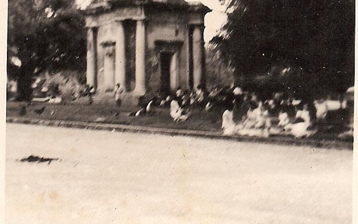 Thomas part November 1949, Benkoelen, Fort Marlborough.