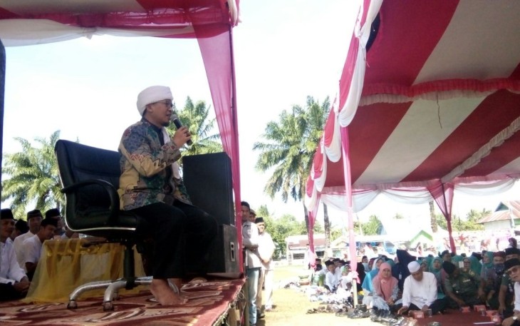 Aa Gym Memberikan  Tausiyah Dalam Rangka HUT BS Ke 69