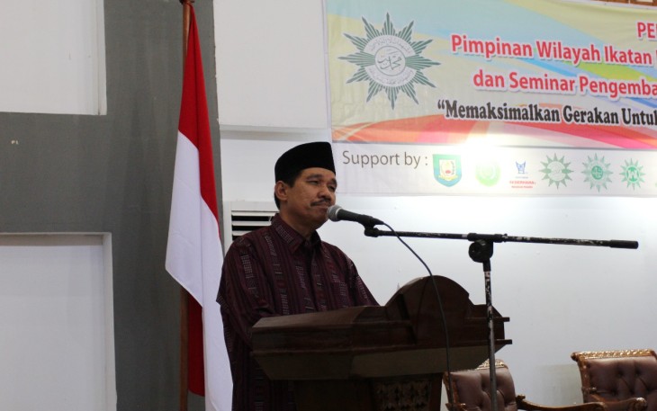  Staf Ahli Bidang Kesra dan SDM Rusdi Bakar menyampaikan ucapan selamat
