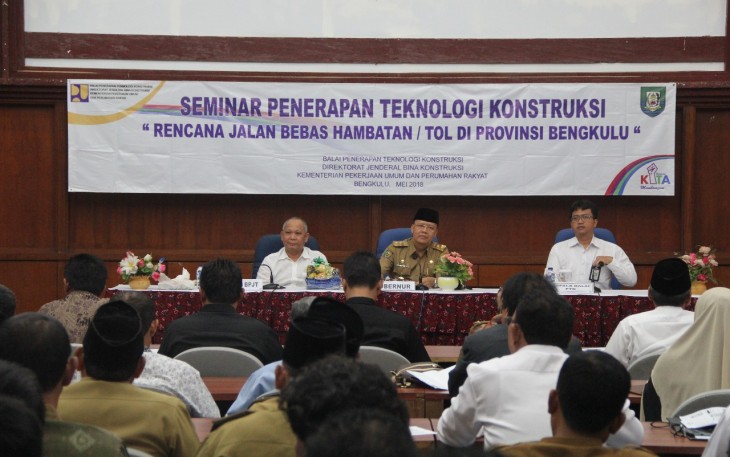 Plt Gubernur Bengkulu Rohidin Mersyah Menghadiri Seminar