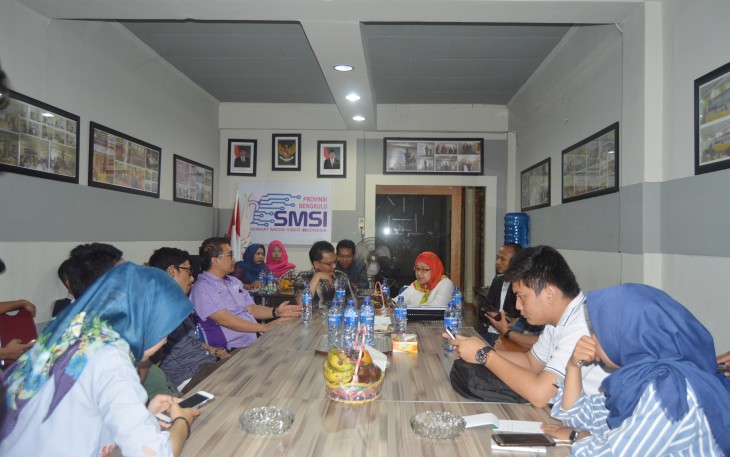 Anggota dewan pers saat berkunjung ke kantor SMSI Bengkulu