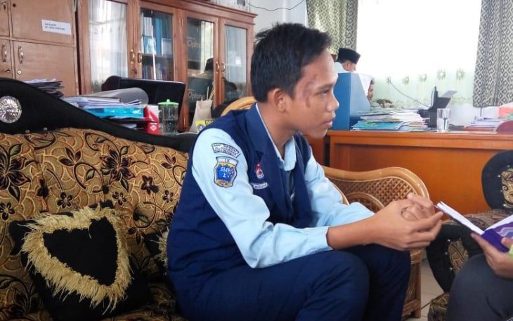 Siswa SMP Arya Krisna Fatahillah yang berhasil menyumbangkan medali perak pada Olimpiade Sains Nasional yang dilaksanakan Juli lalu, di Padang Sumatera Barat.
