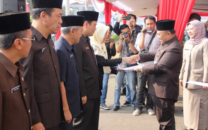 Usai Upacara Peringatan Hari Kesaktian Pancasila, dilaksanakan Penyerahan SK Kenaikan Pangkat ASN di Lingkungan Pemprov Bengkulu