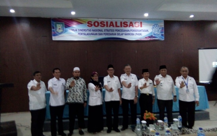 Foto bersama usai acara sosialisasi