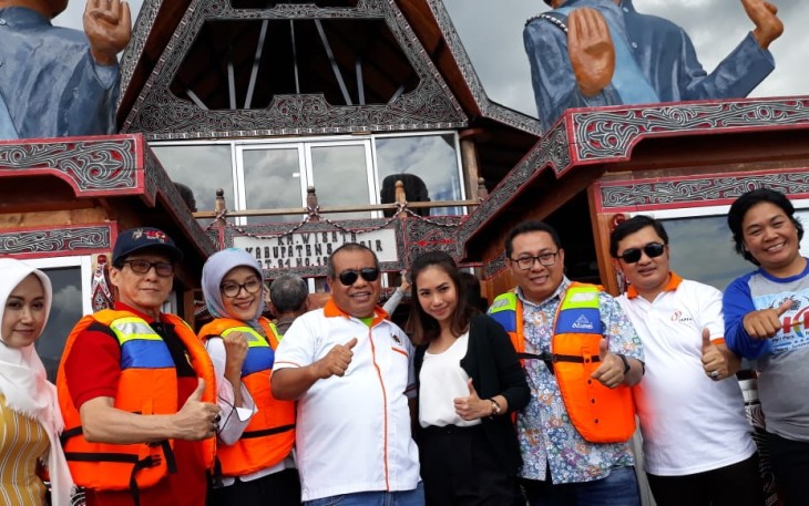 Penutupan UKW diatas Kapal KM Wisata Kabupaten Samosir