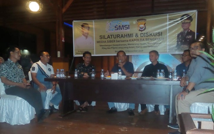 Kapolda Bengkulu dalam diskusi bersama media siber.