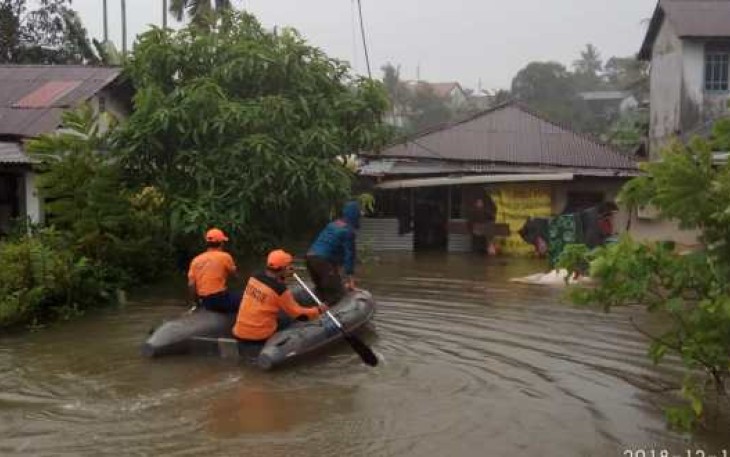 Tim BPBD Atasi Banjir
