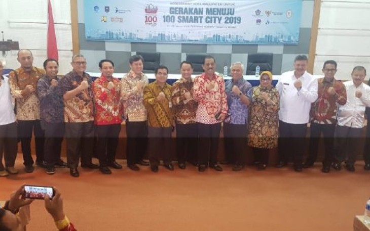 Wakil Wali Kota Bengkulu Dedy  Wahyudi Foto Bersama 