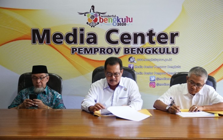 Pengumuman Hasil Seleksi Terbuka Jabatan Pimpinan Tinggi Pratama di Lingkungan Pemrov Bengkulu di Sampaikan Oleh Ketua Panitia Seleksi Ridwan Nurazi