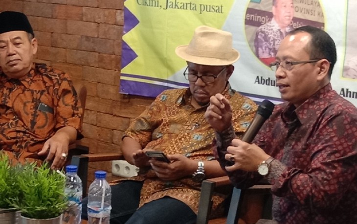 Direktur IPI Karyono Wibowo saat memaparkan masalah polarisasi. (rizal/poskotanews.com)