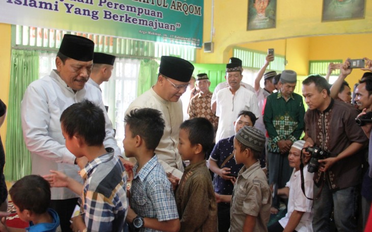Safari Ramadhan ke Bengkulu Utara, Gubernur Rohidin Berikan Satu Unit Motor Untuk Panti Asuhan