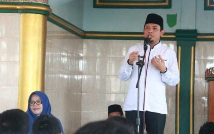 Wakil Wali Kota Bengkulu Dedy Wahyudi Memberikan Arahan 