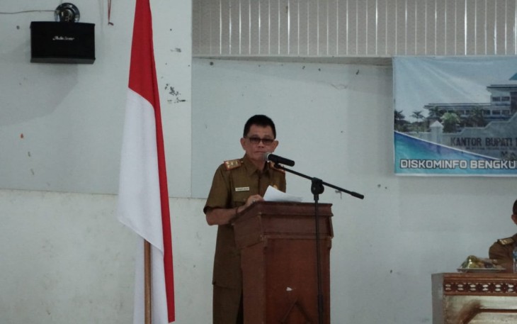Asisten Pemerintahan dan Kesra Yunizar Hasan, SH