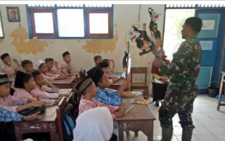 Satgas TMMD Ingatkan Para Siswa SD Tentang Perlunya Melestarikan Kesenian Adiluhung