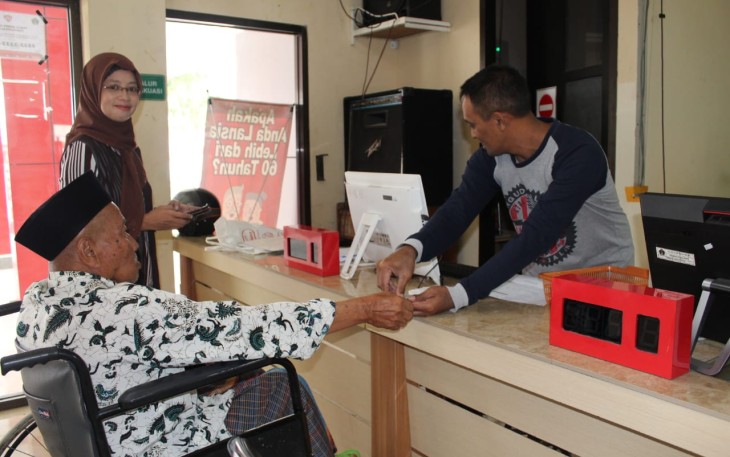 Pasien di RSUD Ngudi Waluyo Wlingi Kabupaten Blitar Saat Rekam Medik.
