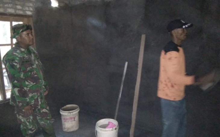 Relawan MTA Kalikotes Ikut Gabung Dengan Satgas TMMD Reg 105