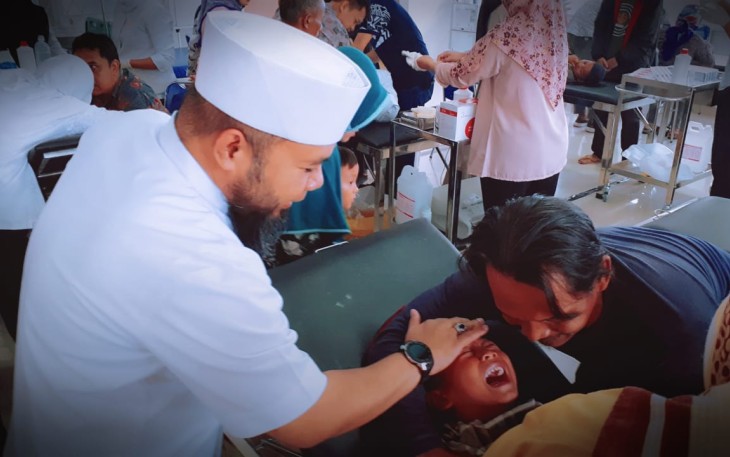 Wali Kota Bengkulu Helmi Hasan Tinjau Langsung Proses Sunatan Gratis 