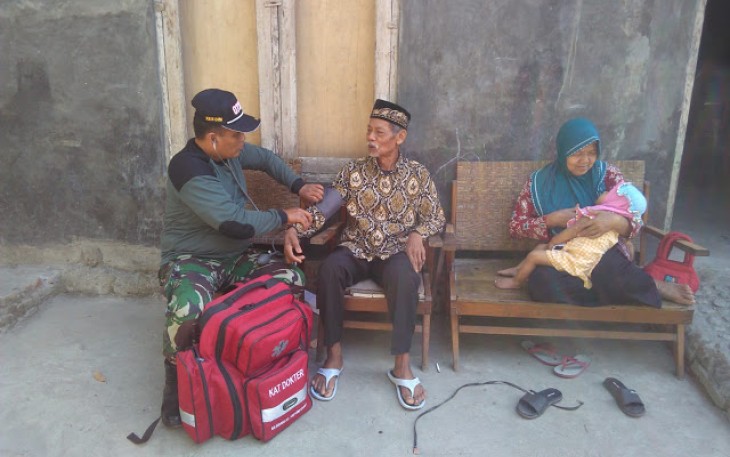TMMD Reg 105 Kodim Klaten Cek Kesehatan Warga