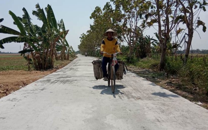 Jalan Jadi Kegembiraan Pemulung Juga Pecah
