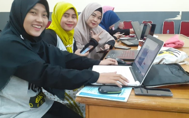 Peserta Workshop Desain Seni Islami