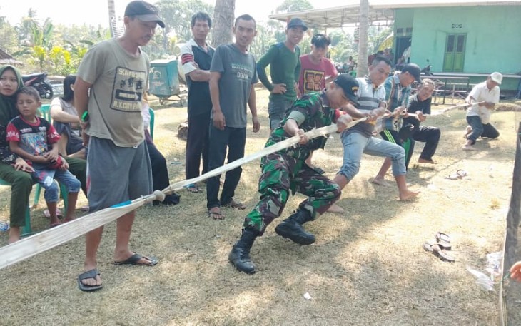Desa Suka Banjar Gelar Berbagai Perlombaan