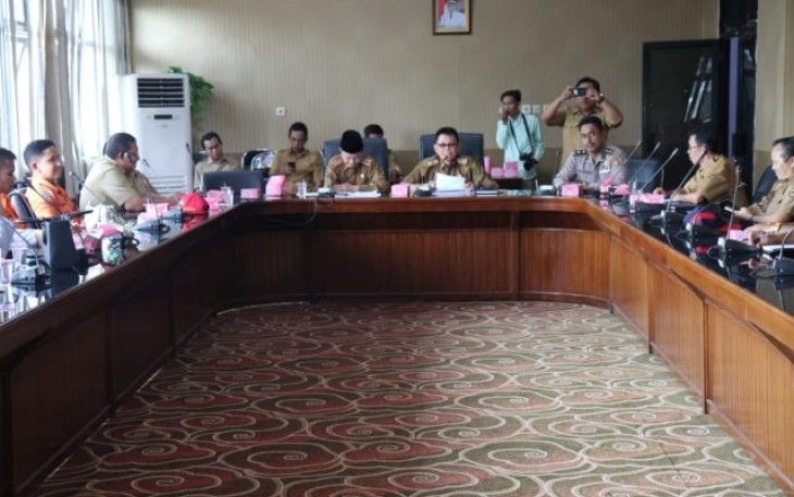 Asisten I Yunizar Hasan Pimpin Rapat Kordinasi Pelaksanaan Kegiatan Festival Ayiak Manak II