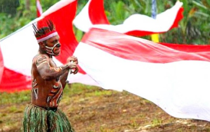 Warga Suku Di Papua Cinta NKRI