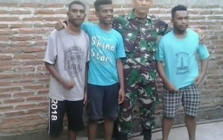 Siswa siswa SMA Kayen asal Papua