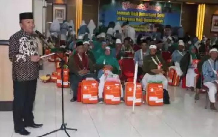 Wakil Wali Kota Tegal Saat Menyambut Kehadiran Jamaah Haji Kota Tegal Kloter 41