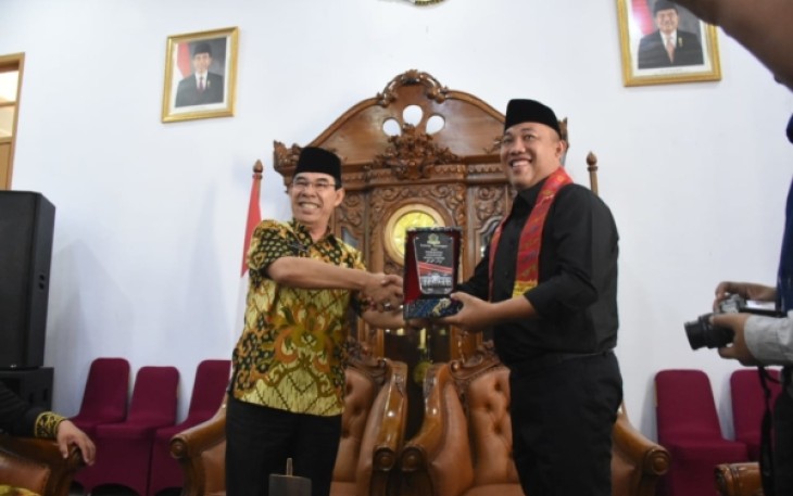 Bupati Rejang Lebong Ahmad Hijazi Terima Kunjungan Bupati Tulang Bawang Barat Lampung Umar Ahmad