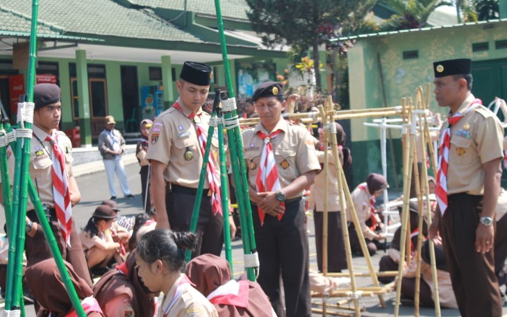 Dandim Salatiga Letkol Inf Prayoga Erawan meninjau langsung pelaksanaan lomba