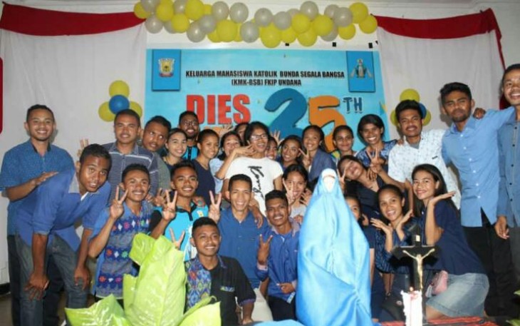 Malam Puncak Diesnatalis 25 tahun KMK BSB FKIP Undana