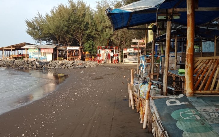 Keindahan Pantai Wisata Batamsari Tegal