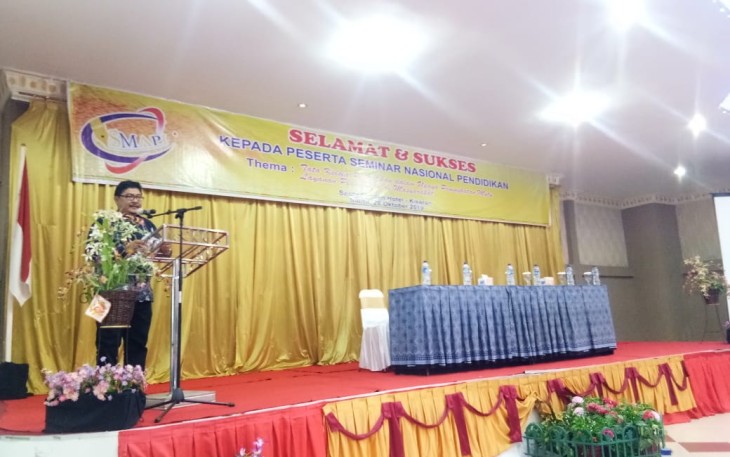 Kadis Pendidikan Kab Asahan Hadiri Seminar Di Hotel Sabty Garden Kab Asahan