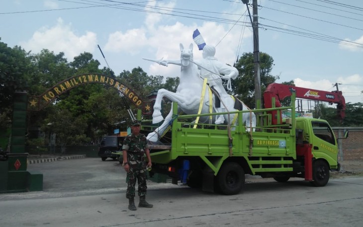 Ikon Pangeran Diponegoro Dipasang di Koramil 12/Manisrenggo