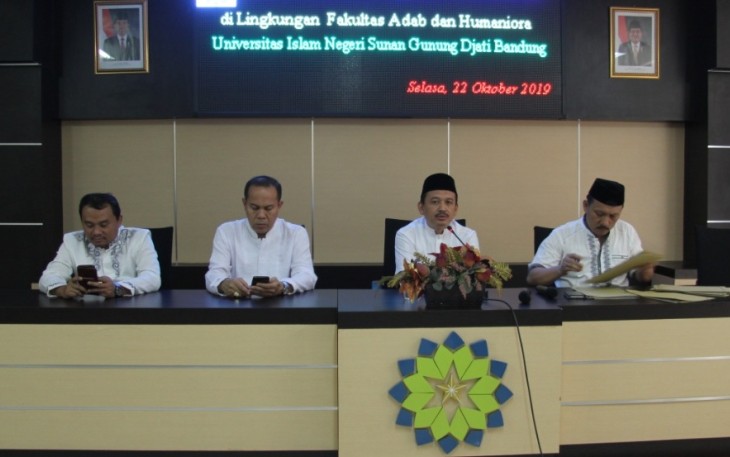 FAH UIN SGD Gelar Sertijab untuk Bangun Atmosfer Akademik 