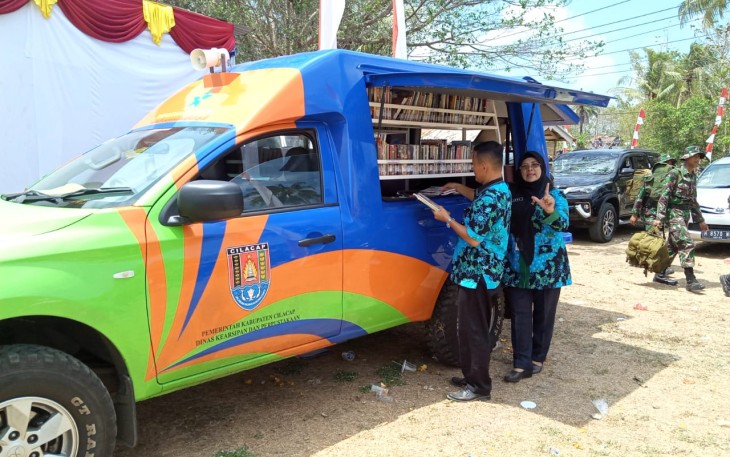 Perpustakaan Keliling Dinas Kearsipan dan Perpustakaan Siap Dukung Pembukaan TMMD