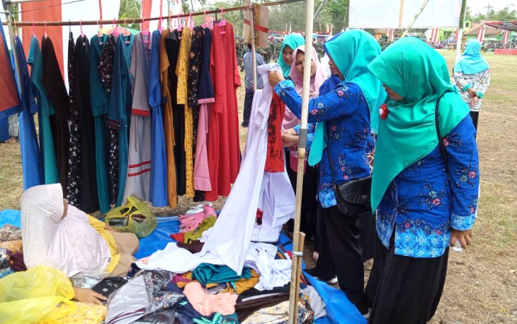 Omset Pedagang Gamis Asal Ajibarang Meningkat Pada Pembukaan TMMD Kabupaten Cilacap